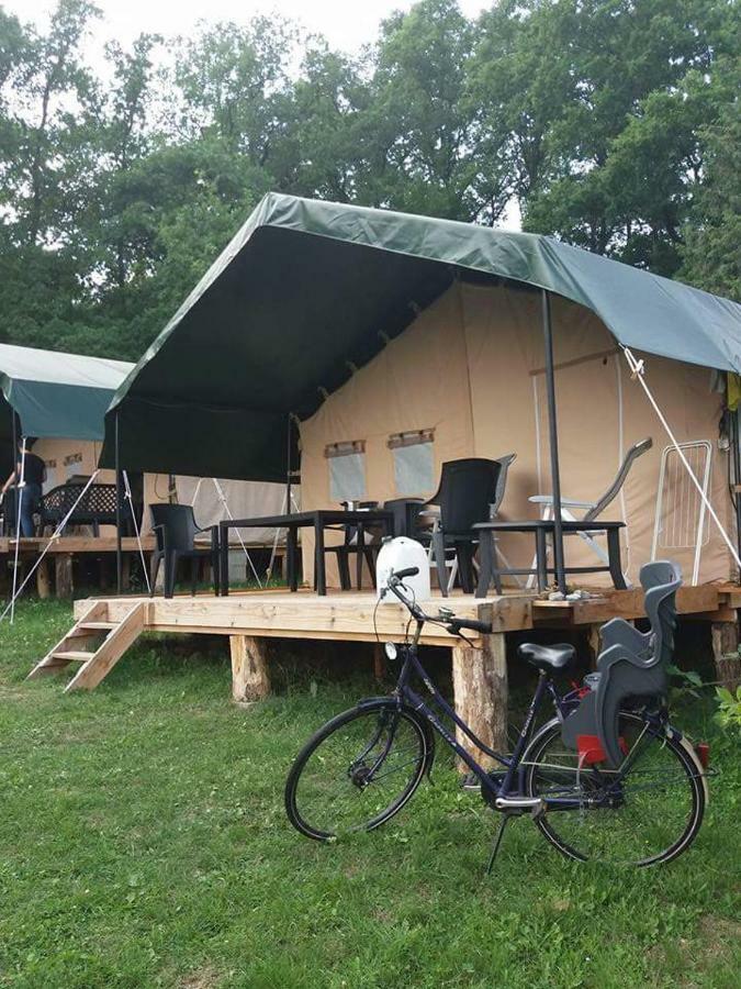 Safari Tent At Camping Le Roptai Hotel Rochefort Luaran gambar
